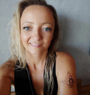 Mentorka Human Designu, průvodkyně vědomou transformací, zakladatelka projektu My jsme Tvůrci